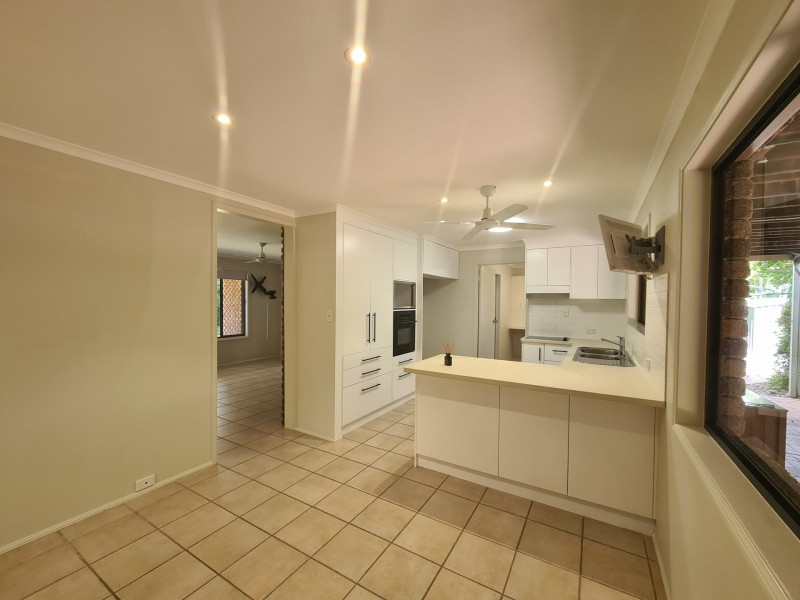 17 Vernon Road, Telina QLD 4680