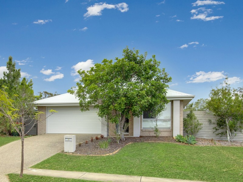 13 Lenthall Street, Boyne Island QLD 4680