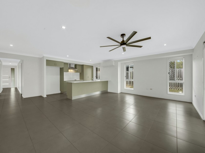 13 Lenthall Street, Boyne Island QLD 4680