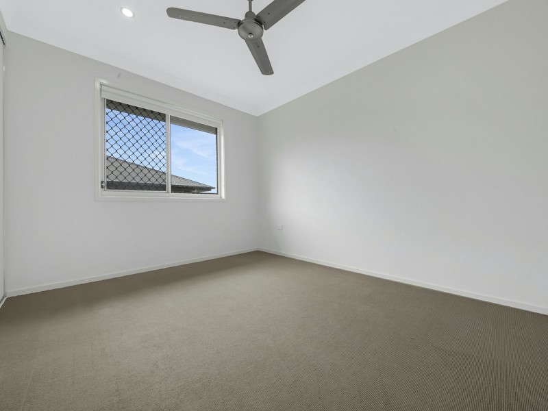 13 Lenthall Street, Boyne Island QLD 4680