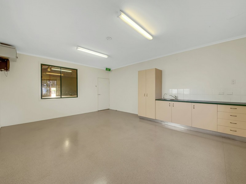 10 Bassett Street, Callemondah QLD 4680