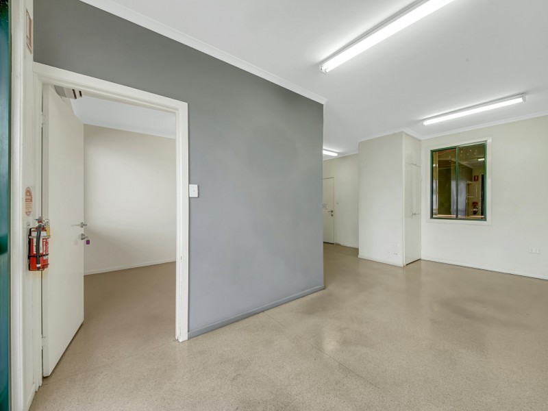 10 Bassett Street, Callemondah QLD 4680