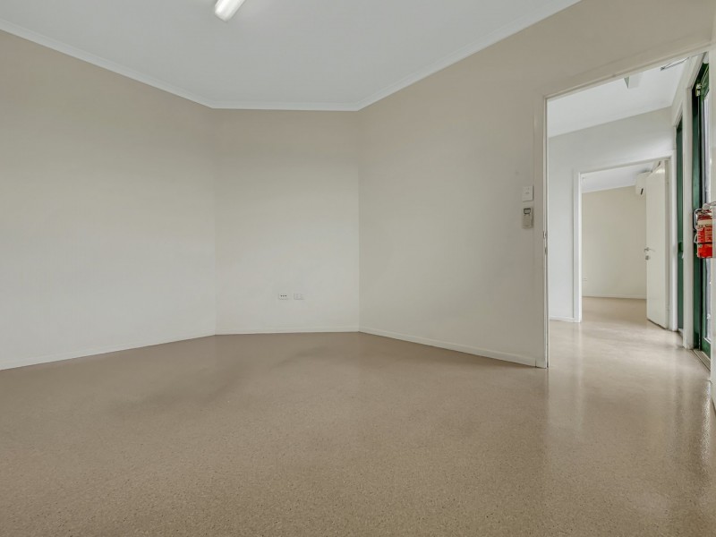 10 Bassett Street, Callemondah QLD 4680