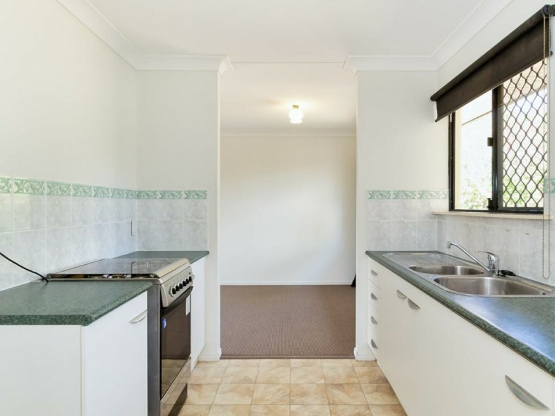 24 Ellington Street, New Auckland QLD 4680