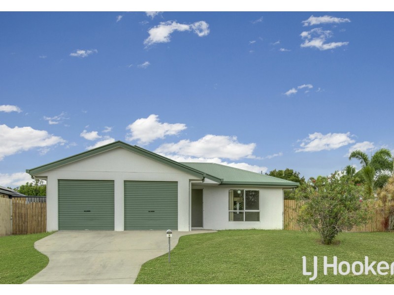 4 Dickinson Road, New Auckland QLD 4680