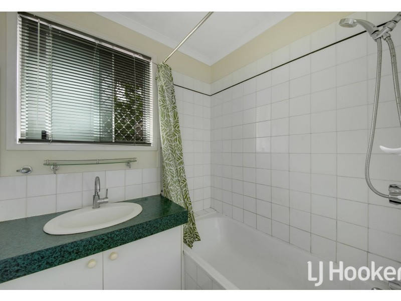 7 Daniel Drive, New Auckland QLD 4680