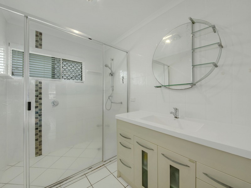 66 Dalrymple Drive, Toolooa QLD 4680