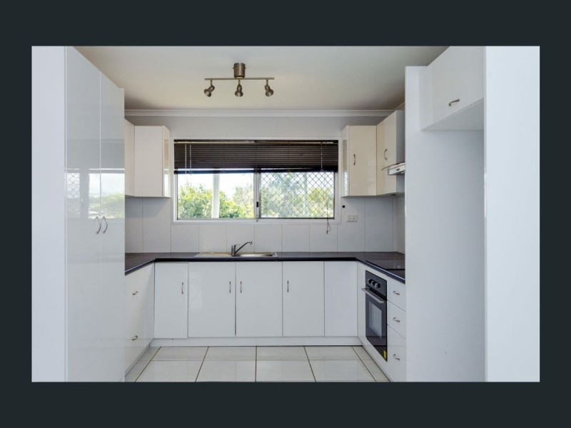 3 Tuna Street, Toolooa QLD 4680