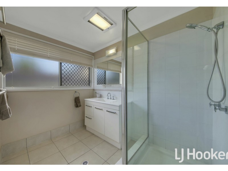 64 J Hickey Avenue, Clinton QLD 4680