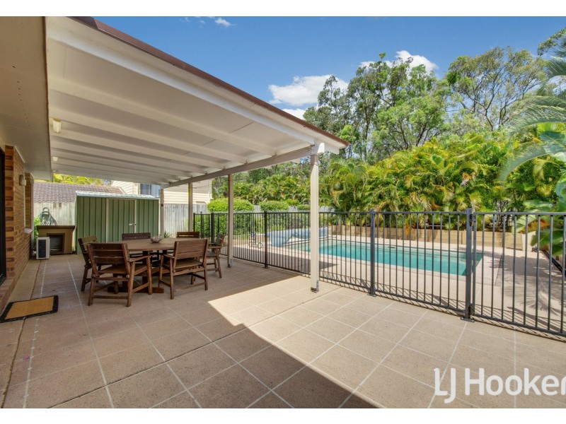 64 J Hickey Avenue, Clinton QLD 4680