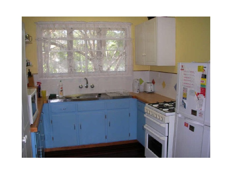 31 Mellefont Street, West Gladstone QLD 4680