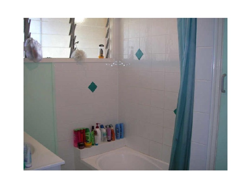 31 Mellefont Street, West Gladstone QLD 4680