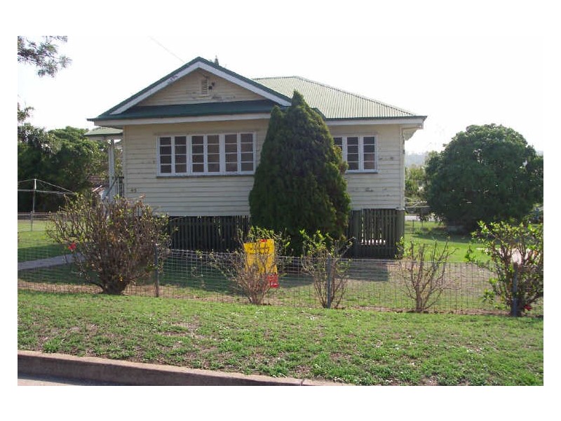 45 SUTTON STREET, Barney Point QLD 4680