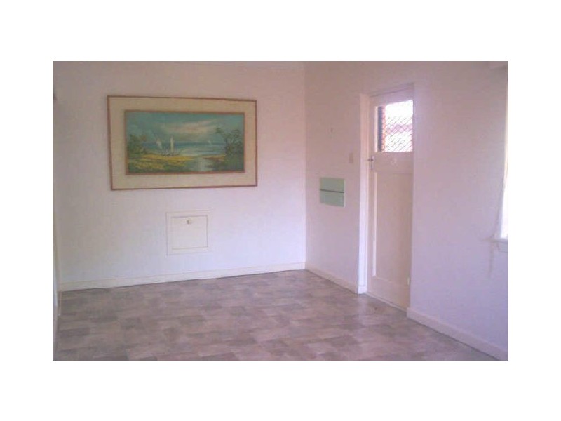 215 GOONDOON STREET, Gladstone QLD 4680