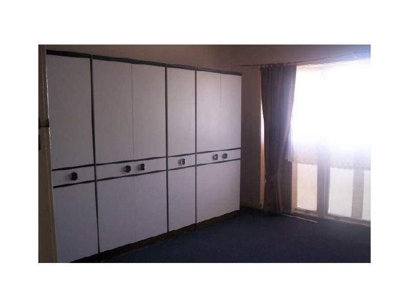 215 GOONDOON STREET, Gladstone QLD 4680