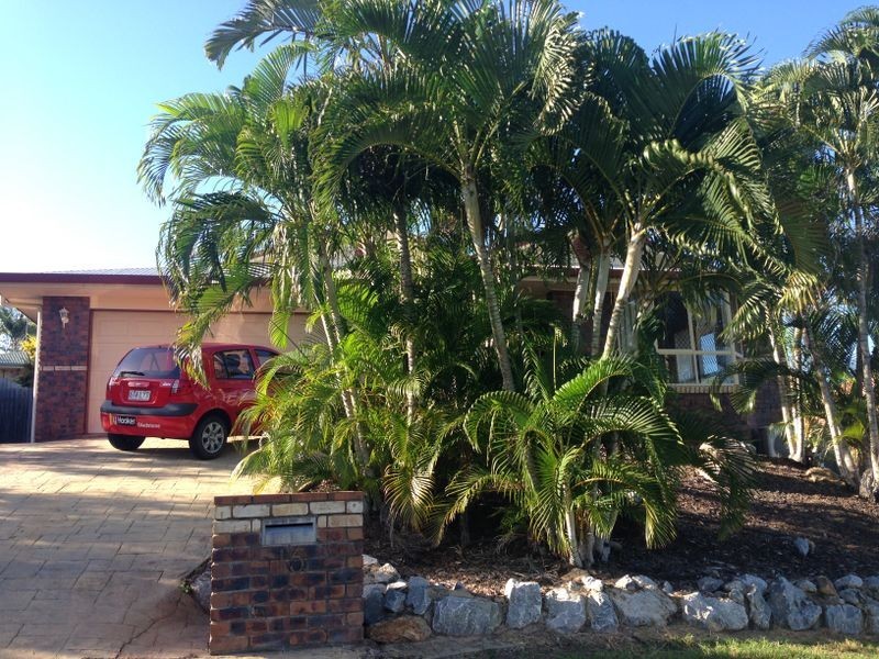 15 Wivenhoe Close, Clinton QLD 4680