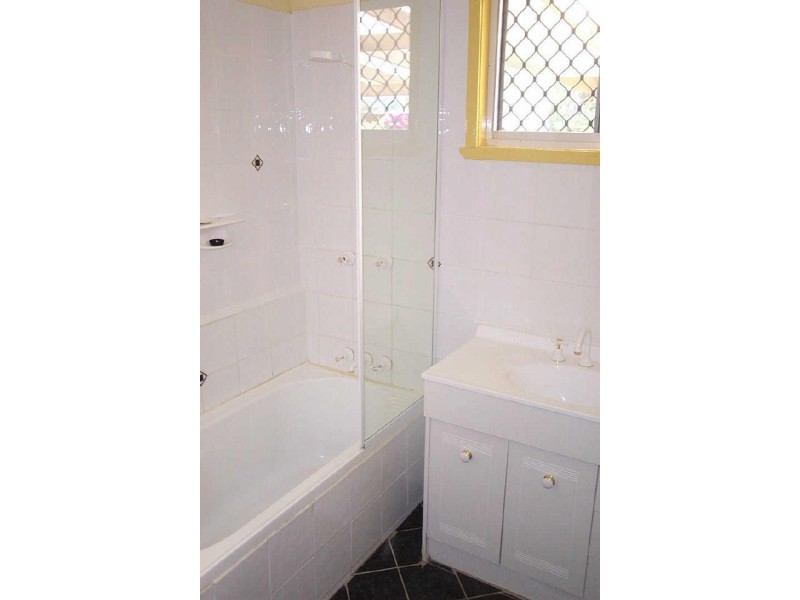 New Auckland QLD 4680