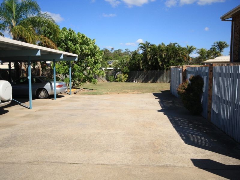 Unit 4/10 Chapman Drive, Clinton QLD 4680