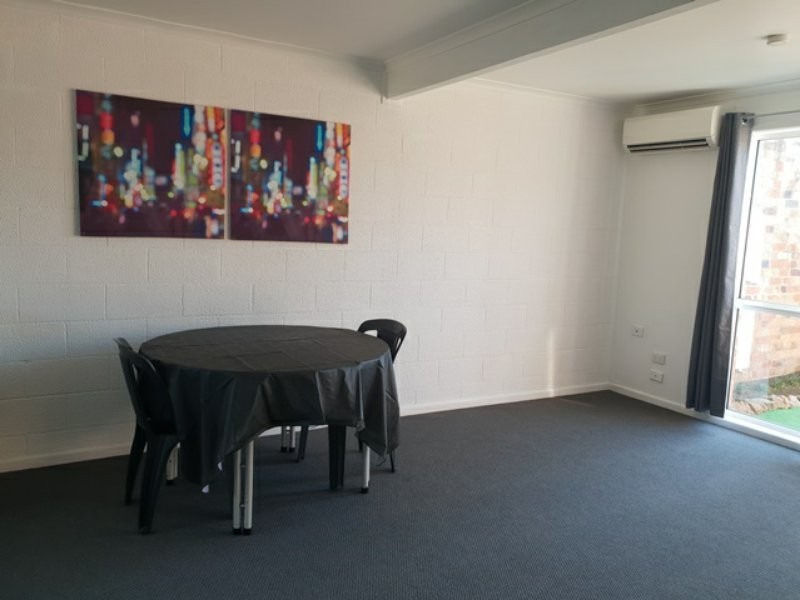 Unit 4/10 Chapman Drive, Clinton QLD 4680