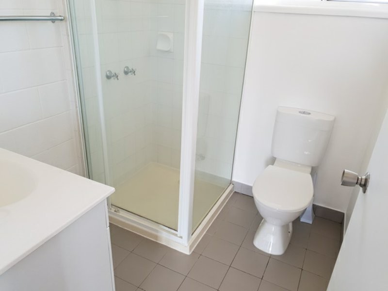 Unit 4/10 Chapman Drive, Clinton QLD 4680