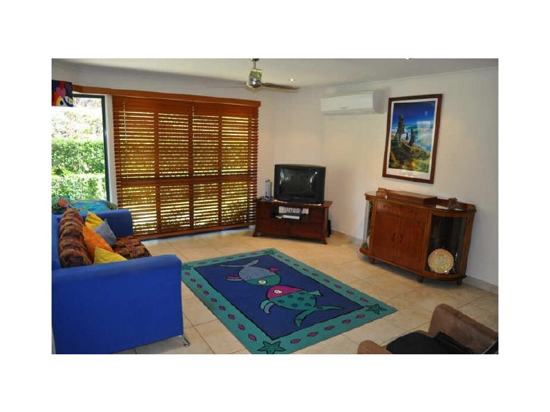 16 Sandringham Close, Telina QLD 4680