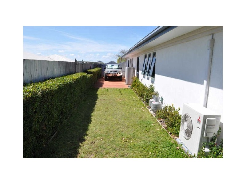16 Sandringham Close, Telina QLD 4680