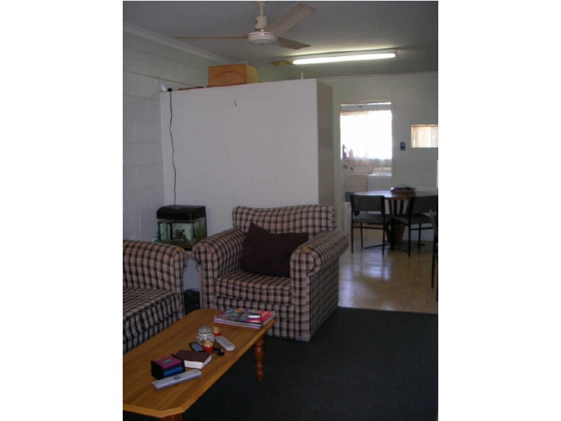 7/131 Toolooa Street, Gladstone QLD 4680