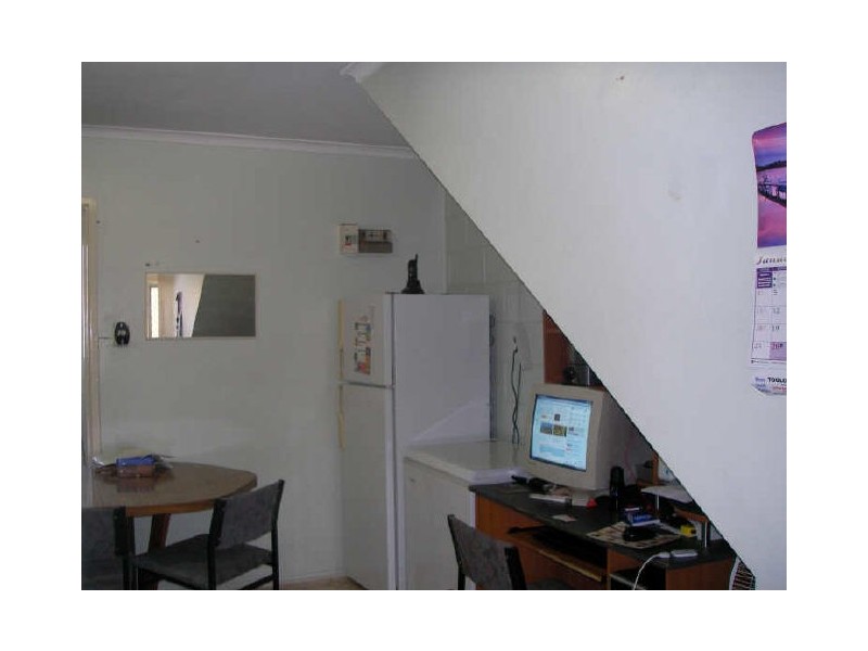 7/131 Toolooa Street, Gladstone QLD 4680