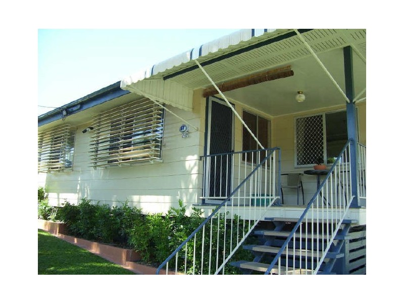 17 Drummer Street, Toolooa QLD 4680