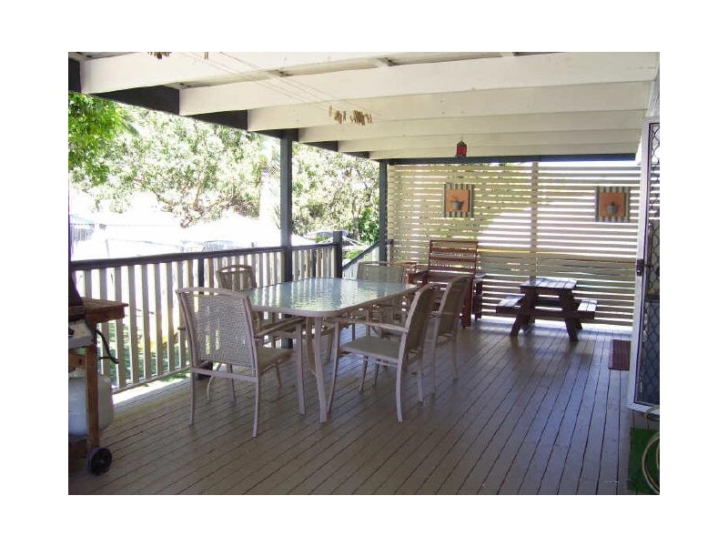 17 Drummer Street, Toolooa QLD 4680