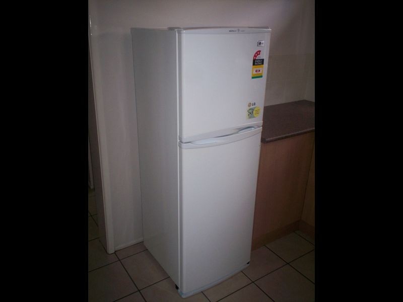 2/17 Fletcher Street, West Gladstone QLD 4680