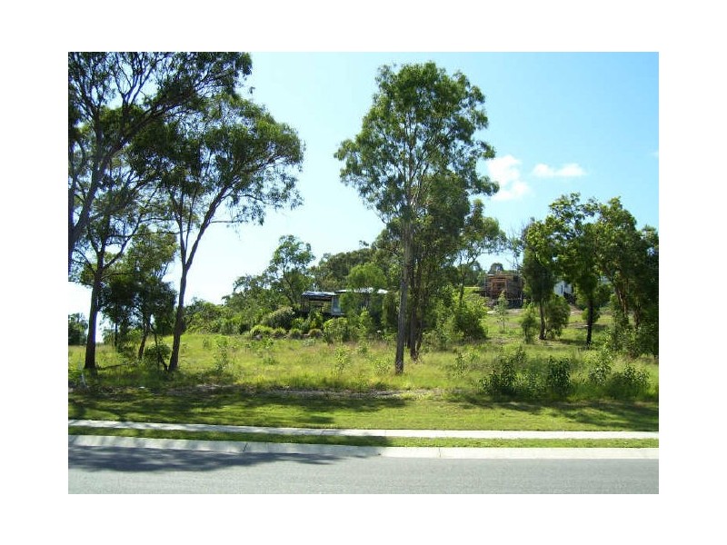 13 Discovery Drive, Agnes Water QLD 4677