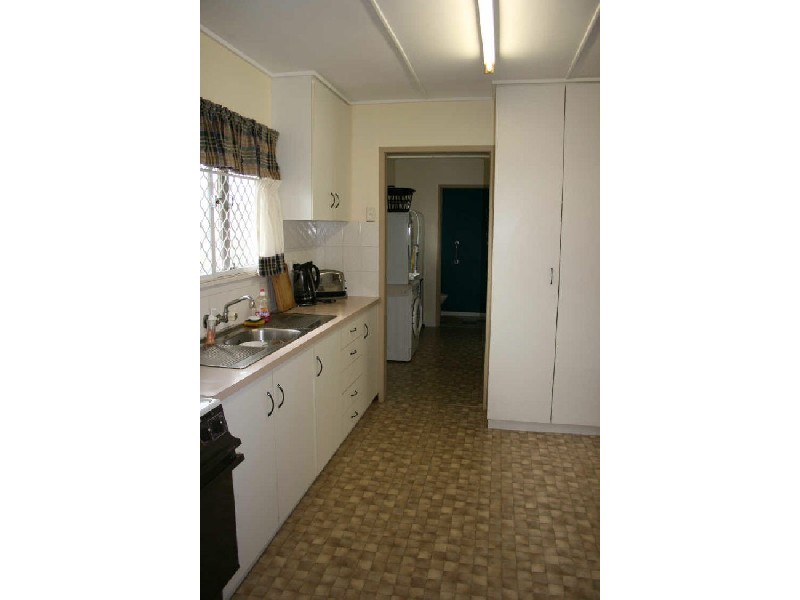 10 Scenery Street, Gladstone QLD 4680