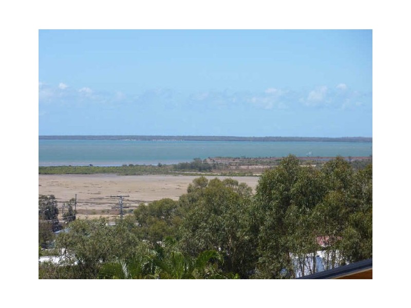 4 Ouston Place, South Gladstone QLD 4680