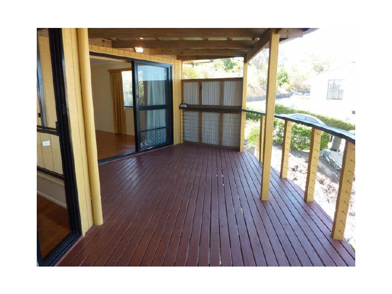 4 Ouston Place, South Gladstone QLD 4680