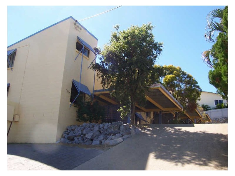 5/8 Oaka Lane, Gladstone QLD 4680