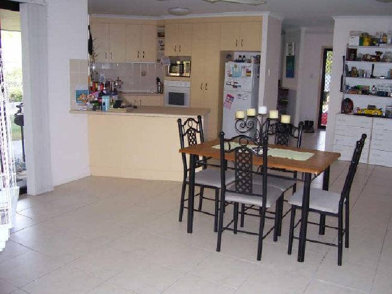 44 Witney Street, Telina QLD 4680