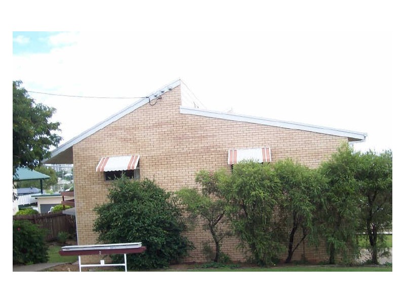 2/2 Fowler Street, Gladstone QLD 4680