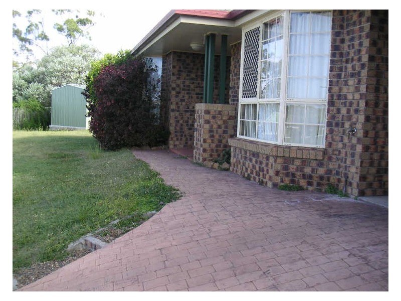 15 Stitt Close, Glen Eden QLD 4680