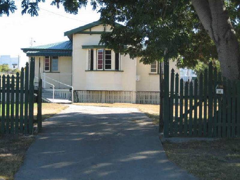 37 O’Connell Street, Barney Point QLD 4680