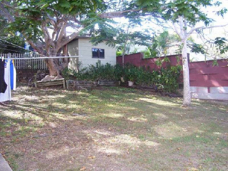 30 Venus Street, Telina QLD 4680