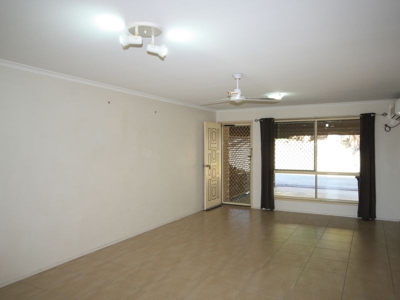 Unit 1/27 Intrepid Street, Clinton QLD 4680