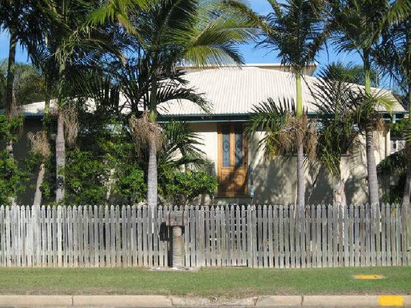 13 Friend Street, Barney Point QLD 4680