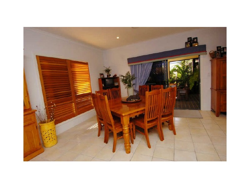 3 Jackson Court, New Auckland QLD 4680