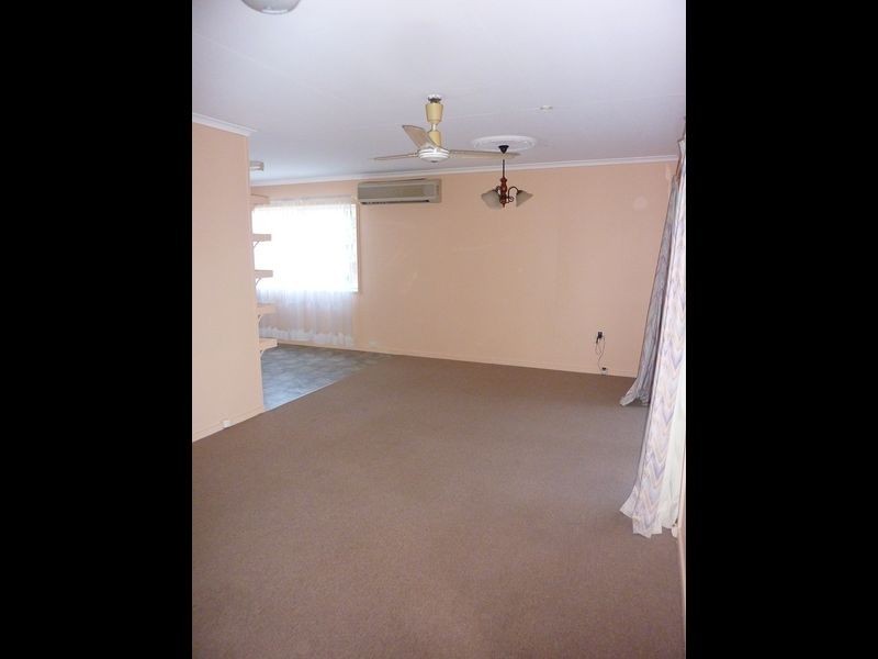 11 Amaroo Drive, Glen Eden QLD 4680