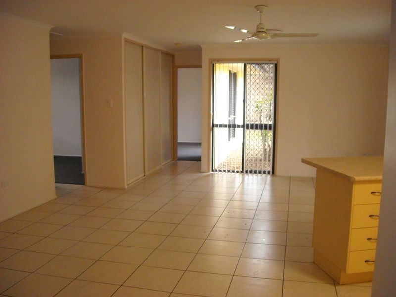 44 Witney Street, Telina QLD 4680