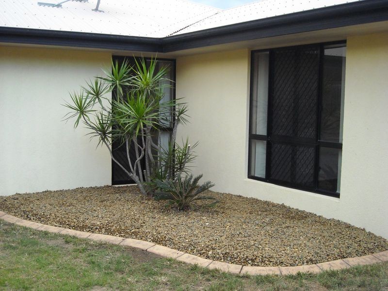 44 Witney Street, Telina QLD 4680