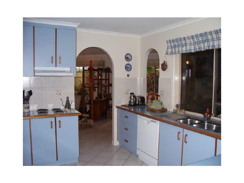 14 Vernon Road, Telina QLD 4680