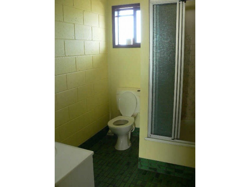 2/3 VIEW STREET, Gladstone QLD 4680