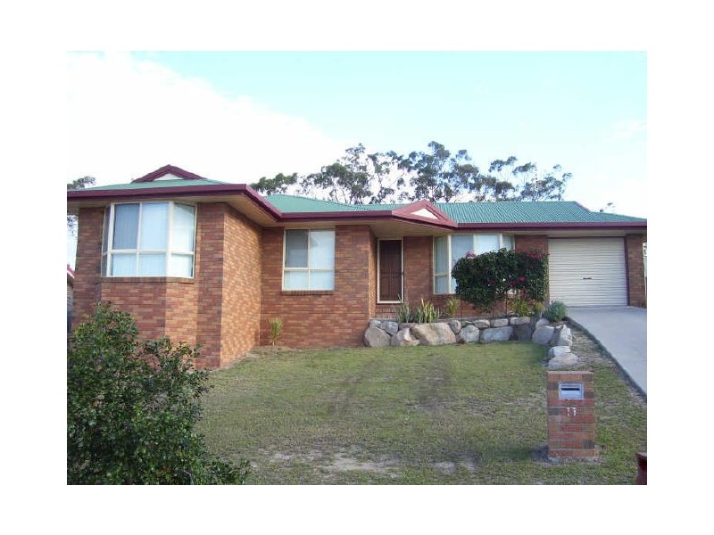 11 Stitt Close, Glen Eden QLD 4680